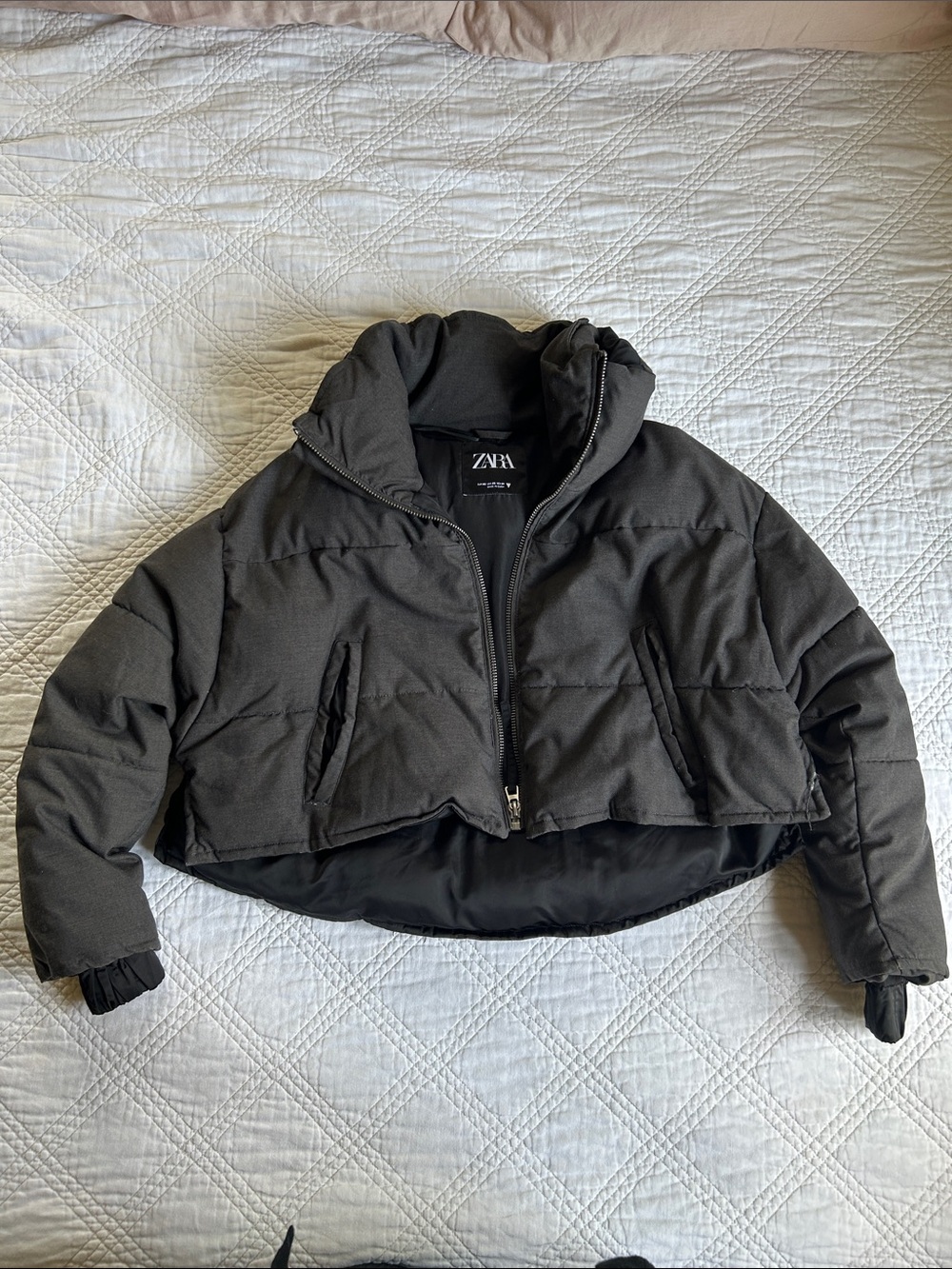 ZARA Dark Gray Cropped Puffer Jacket